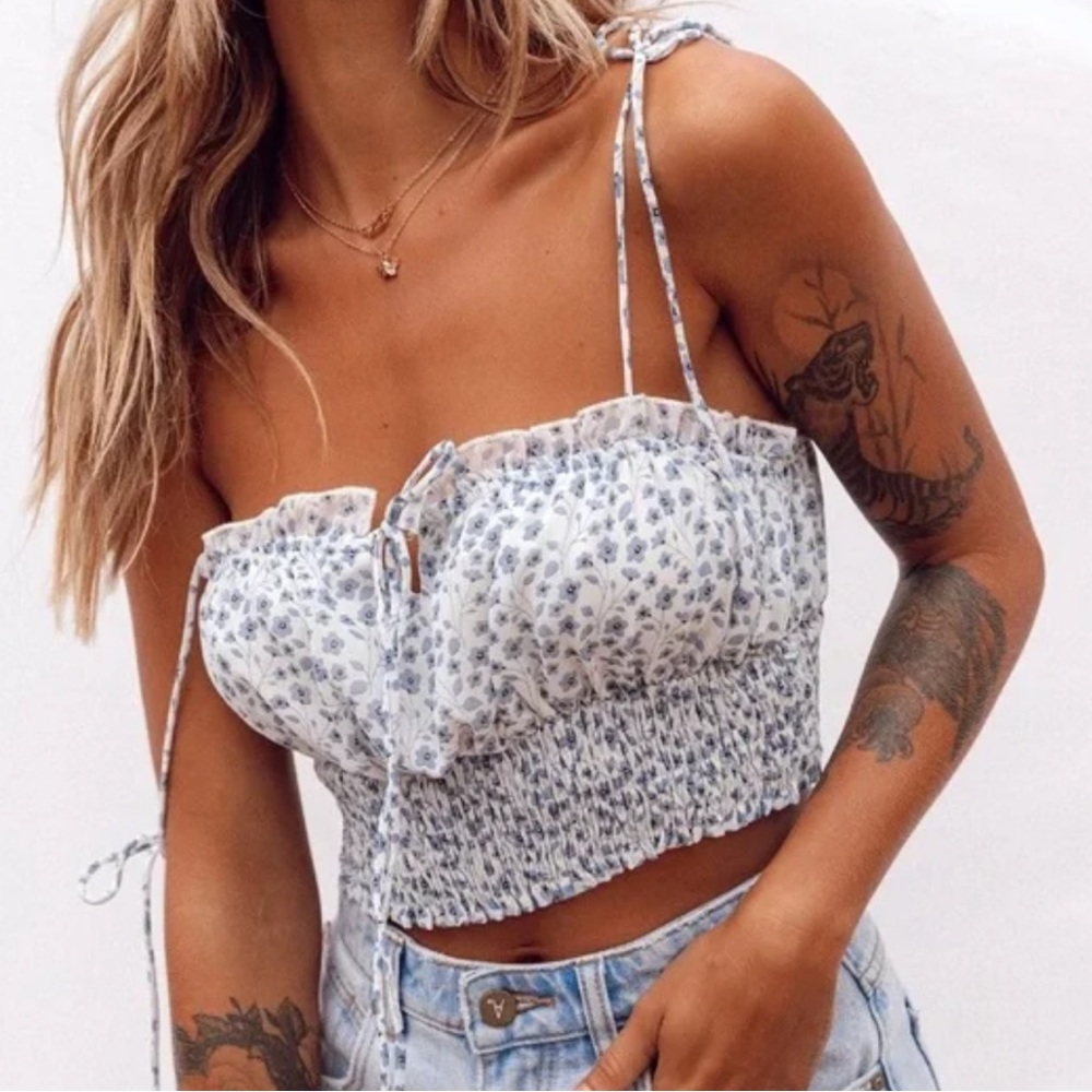 Princess Polly - Blue Floral Women's Top